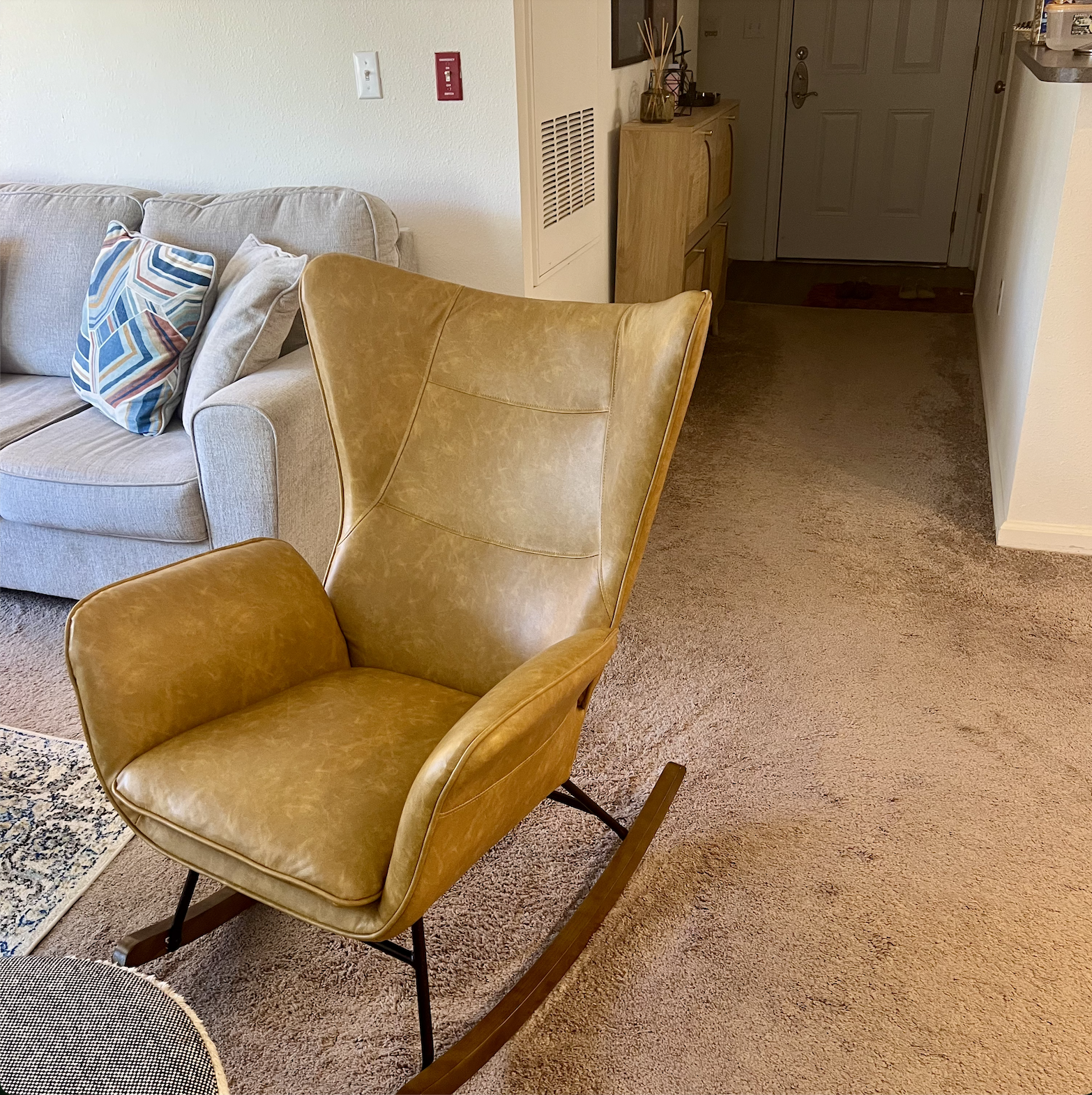 Furnishing my 2-bedroom apartment under $2000